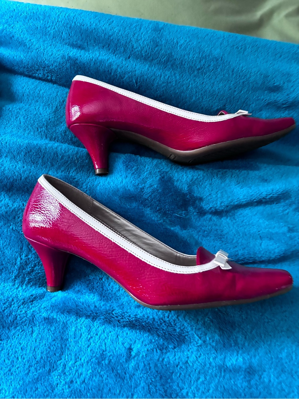 AEROSOLES Red with White Trim and Bow